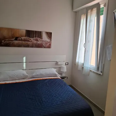 Fare Bnb - Room Del Parco-3